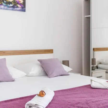 Silvana * Marusici (Split-Dalmatia)