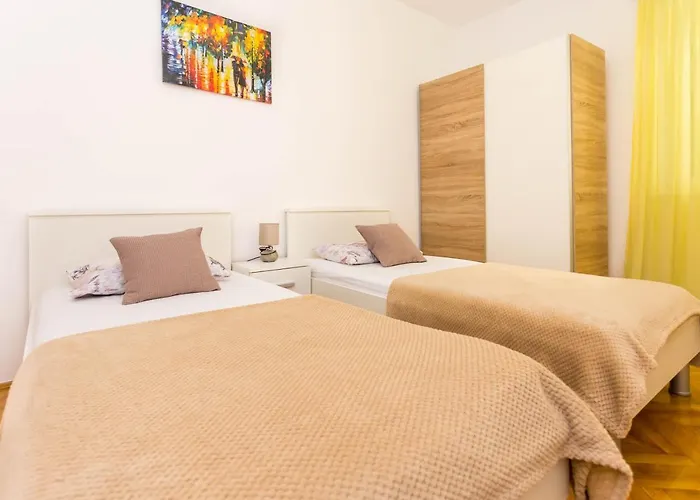 Silvana * Marusici (Split-Dalmatia)