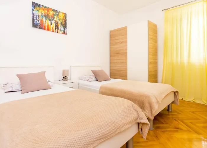 Silvana * Marusici (Split-Dalmatia)